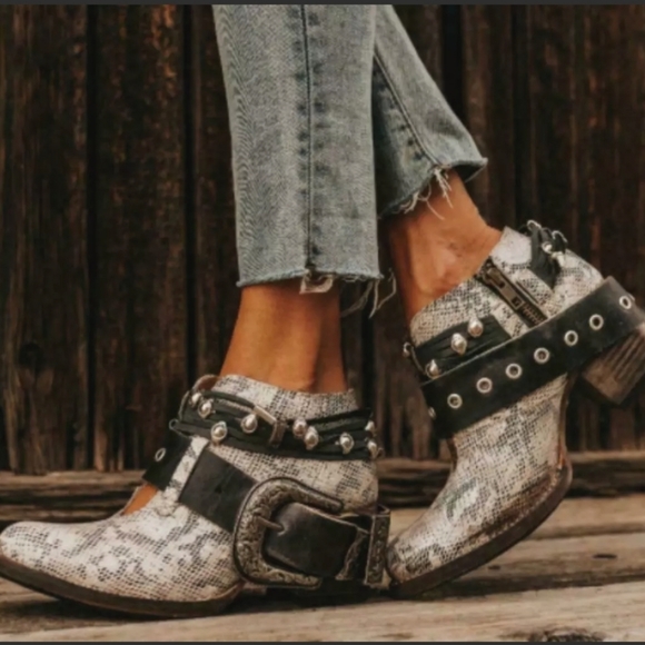 freebird saloon booties